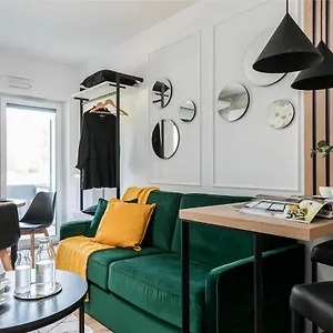  Apartament Kawalerka Dmowskiego Polska